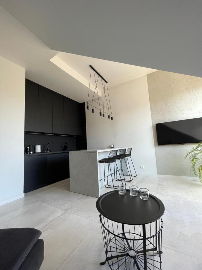 Апартаменты Apartament 8015 Еленя-Гура Экстерьер фото